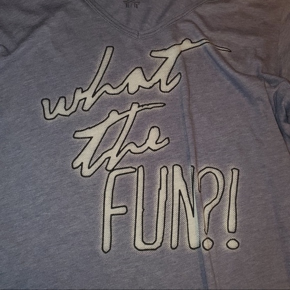 Volcom Women’s V-neck Shirt - Picture 2 of 3